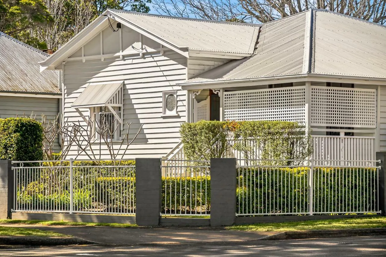 Frangipani House Villa Toowoomba 0*,