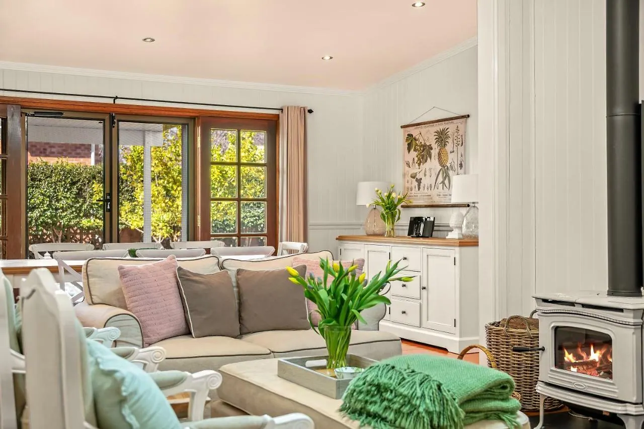 Frangipani House Villa Toowoomba 0*,